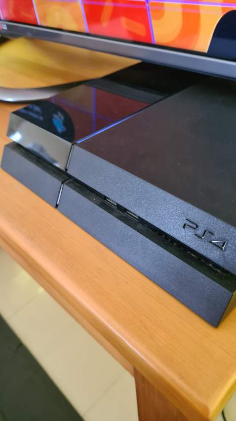 Ps4 1st gen 500 gb - 0 - All electronics products  on Aster Vender