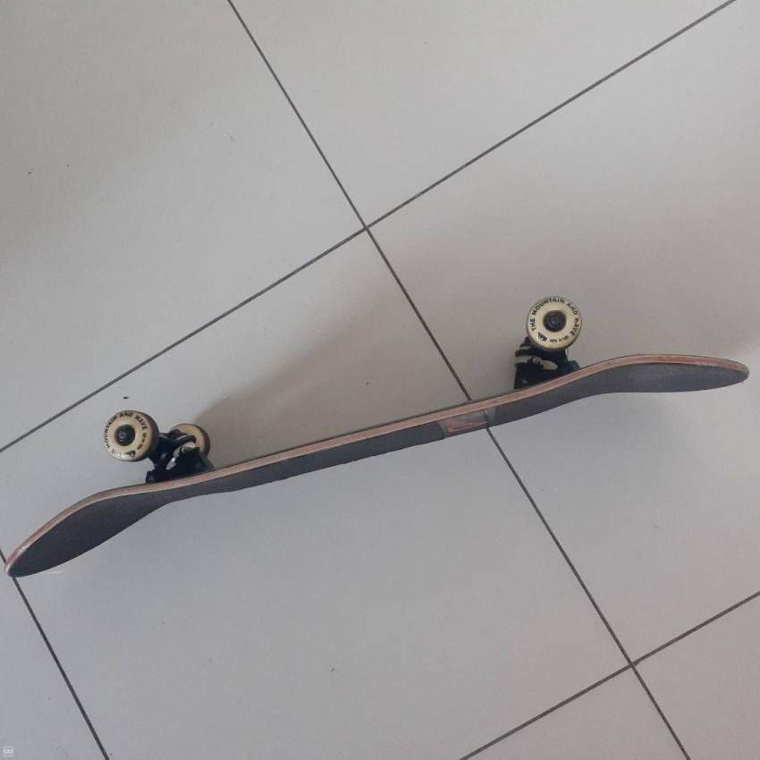 Quick Silver skateboard - Skateboard & Hoverboard at AsterVender
