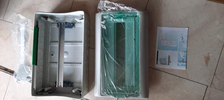 Schneider Electric (Germany) Distribution Box  18 Modules  - Home repairs & installation on Aster Vender