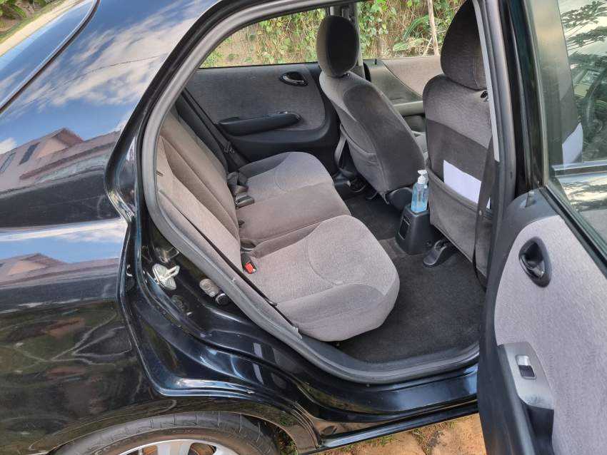 Honda City 1.5 VTEC Sedan - 4 - Family Cars  on Aster Vender