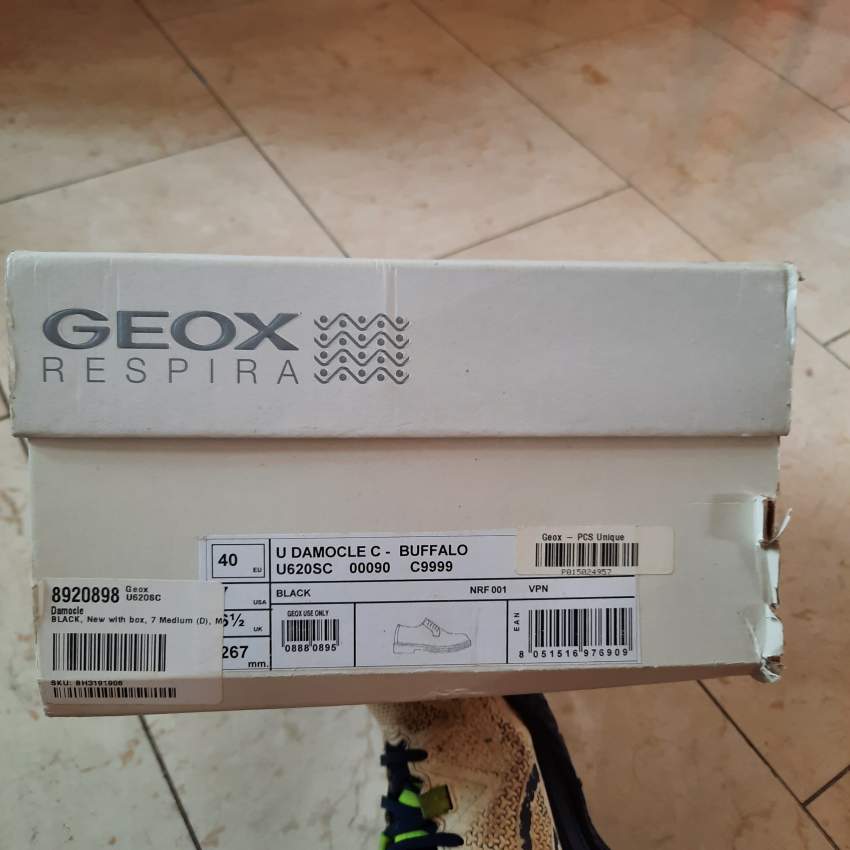Geox Respira (Italy) Chaussure pour Homne taille 40 - Classic shoes at AsterVender
