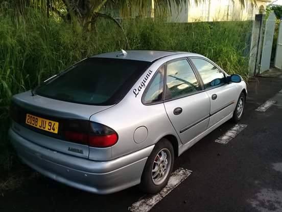 Voiture a vendre - Renault - 0 - Family Cars  on Aster Vender