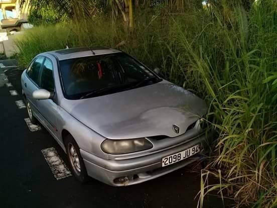 Voiture a vendre - Renault - 3 - Family Cars  on Aster Vender