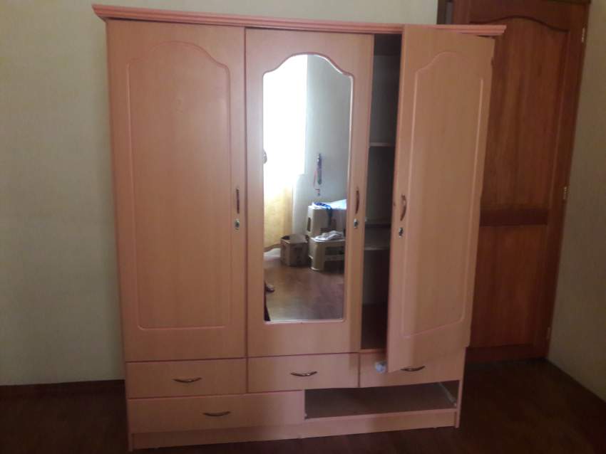 MEUBLES POUR CHAMBRE A COUCHER - 3 - Bedroom Furnitures  on Aster Vender