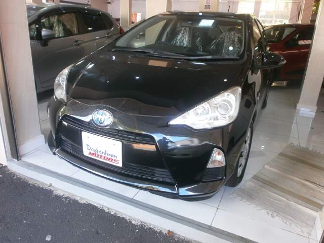 Toyota Aqua - 0 - Sport Cars  on Aster Vender