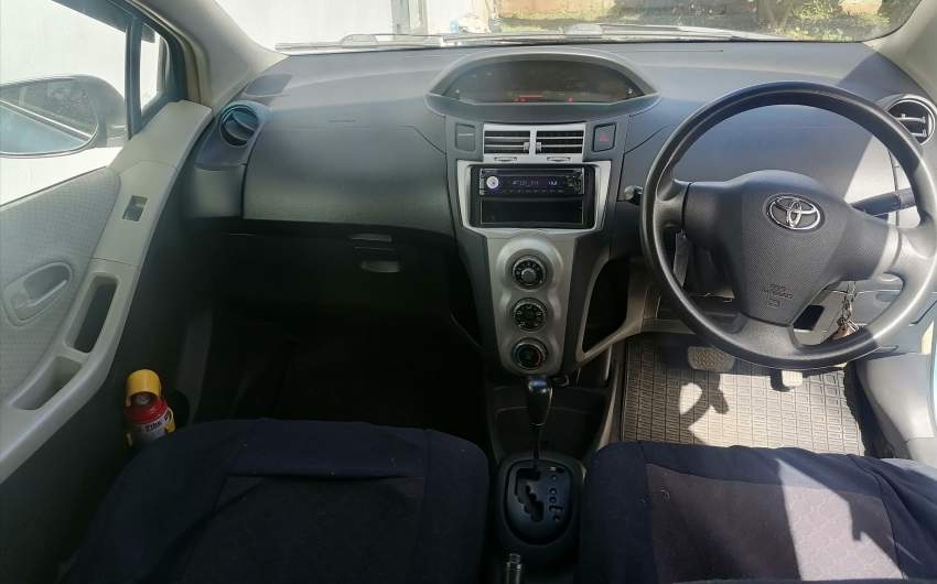 Toyota Vitz 06 - 1 - Compact cars  on Aster Vender