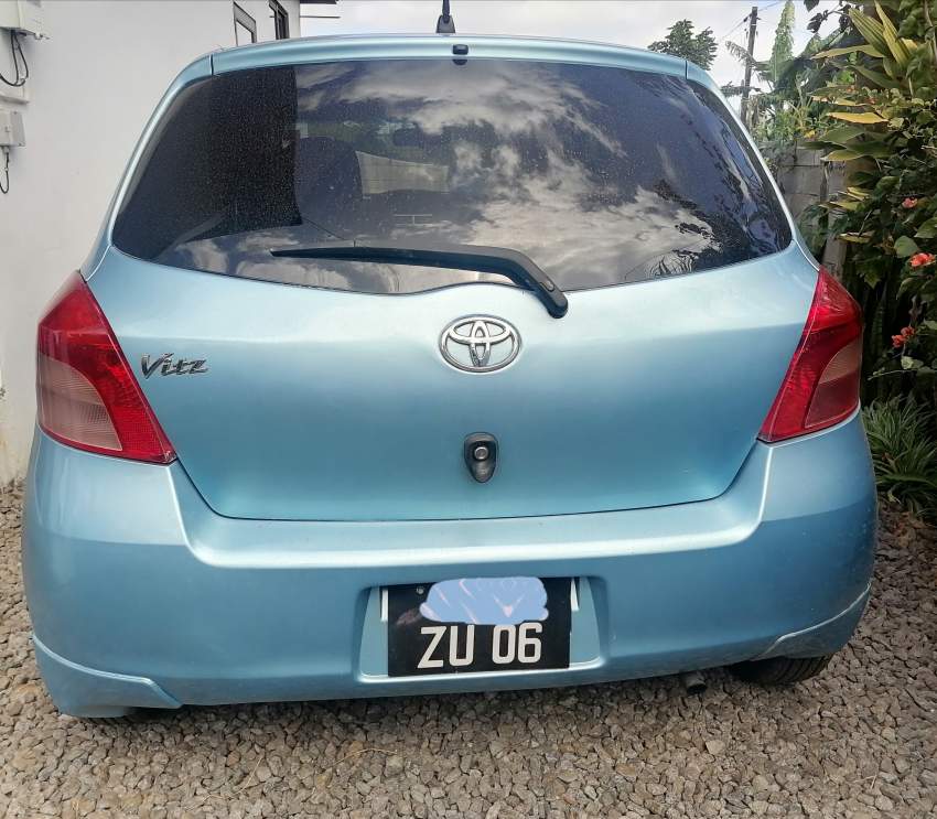 Toyota Vitz 06 - 7 - Compact cars  on Aster Vender