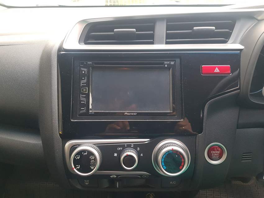 Honda Fit 2014 - 3 - Compact cars  on Aster Vender