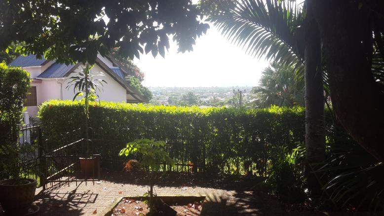 A LOUER - 0 - House  on Aster Vender