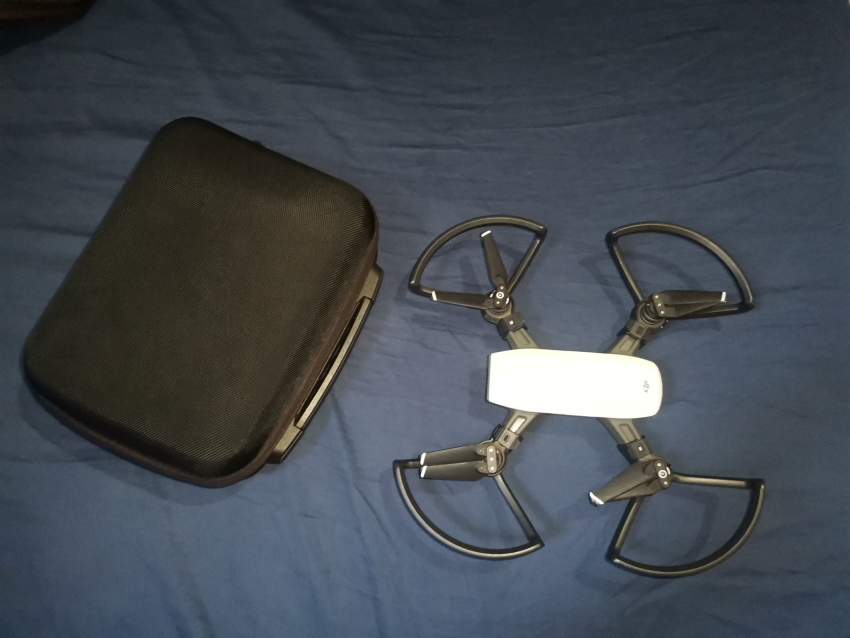 DJI SPARK FLY MORE COMBO - 2 - All electronics products  on Aster Vender