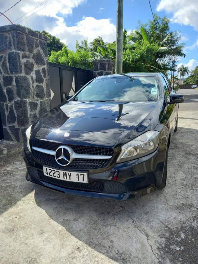 For Sale Mercedes-Benz - 5 - Luxury Cars  on Aster Vender