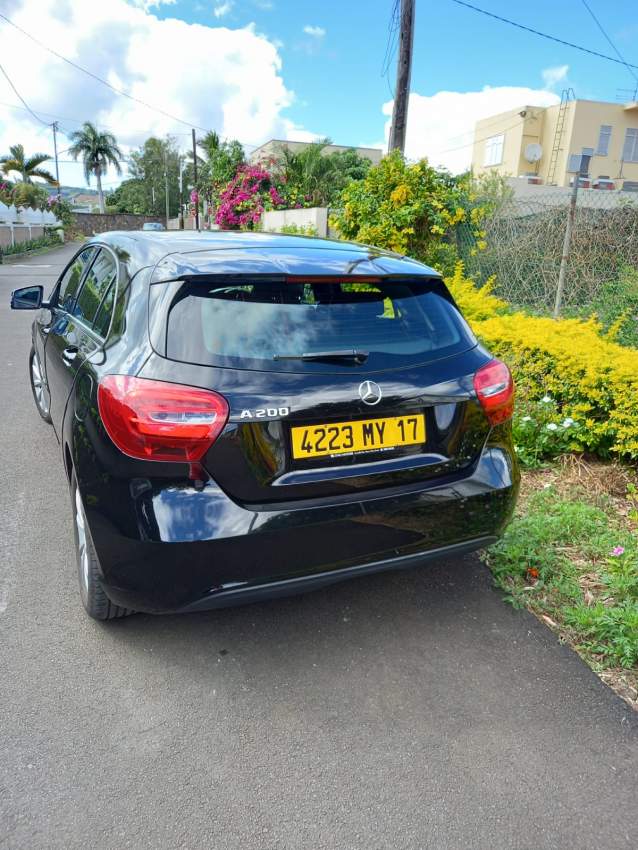 For Sale Mercedes-Benz - 3 - Luxury Cars  on Aster Vender