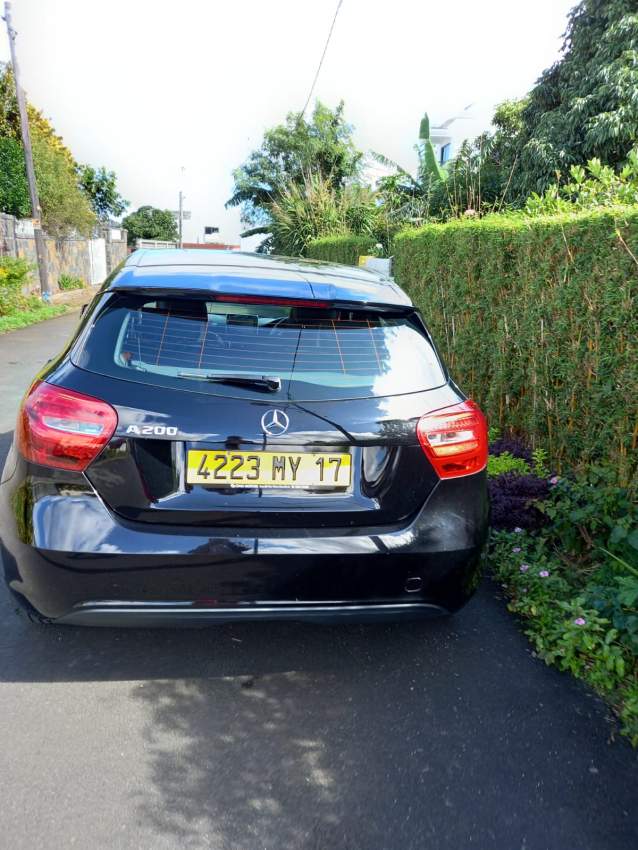 For Sale Mercedes-Benz - 7 - Luxury Cars  on Aster Vender