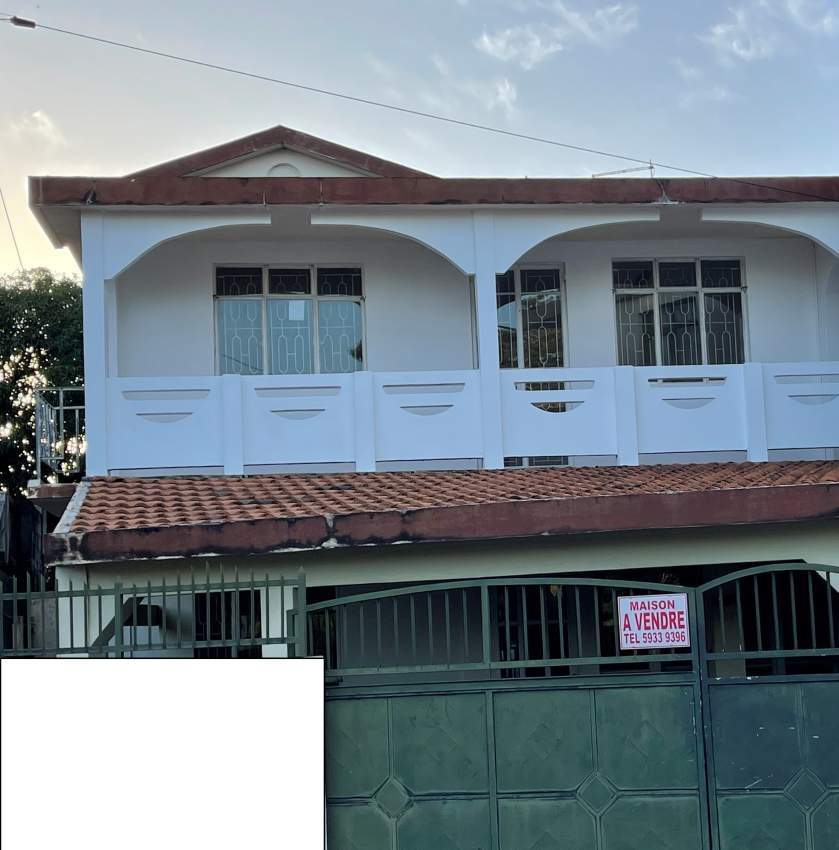 House for Sale at Poste de Flacq - 0 - House  on Aster Vender