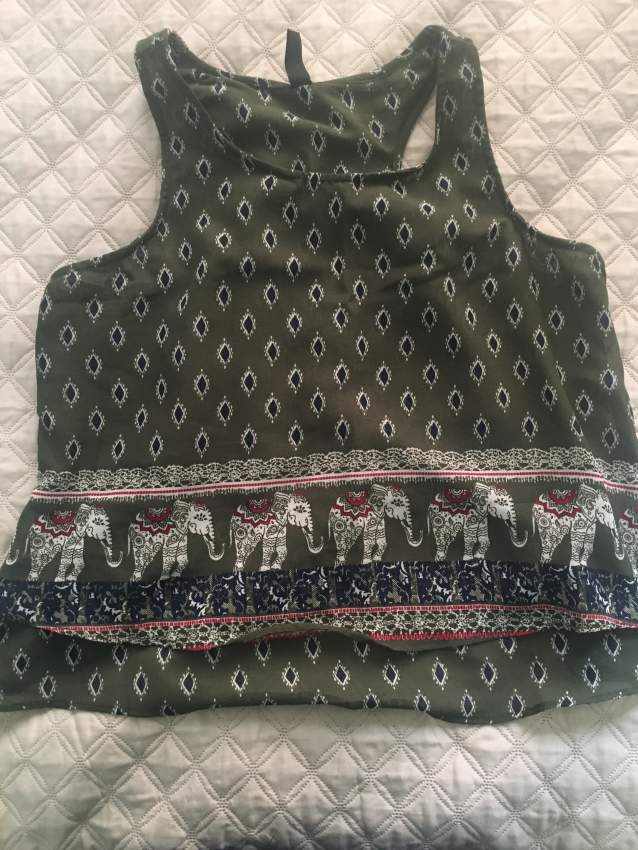 Hippie top on Aster Vender