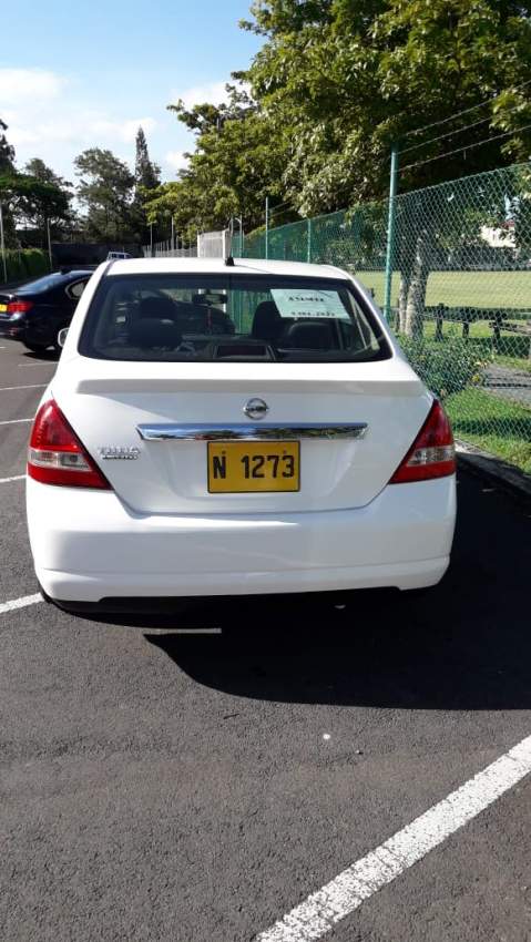 A vendre Nissan - 1 - Compact cars  on Aster Vender