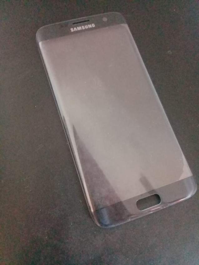 Samsung galaxy s7 edge Front glass - 0 - Samsung Phones  on Aster Vender