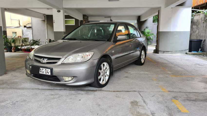 Honda Civic ES8 2004 - 2 - Family Cars  on Aster Vender