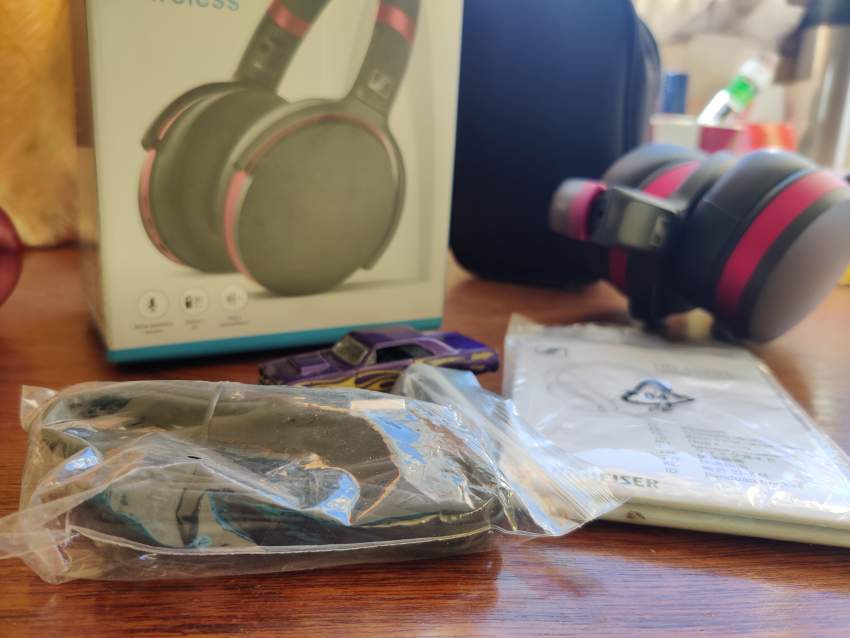 Sennheiser HD 458BT Noise Cancelling Wireless Headphones - 2 - All electronics products  on Aster Vender