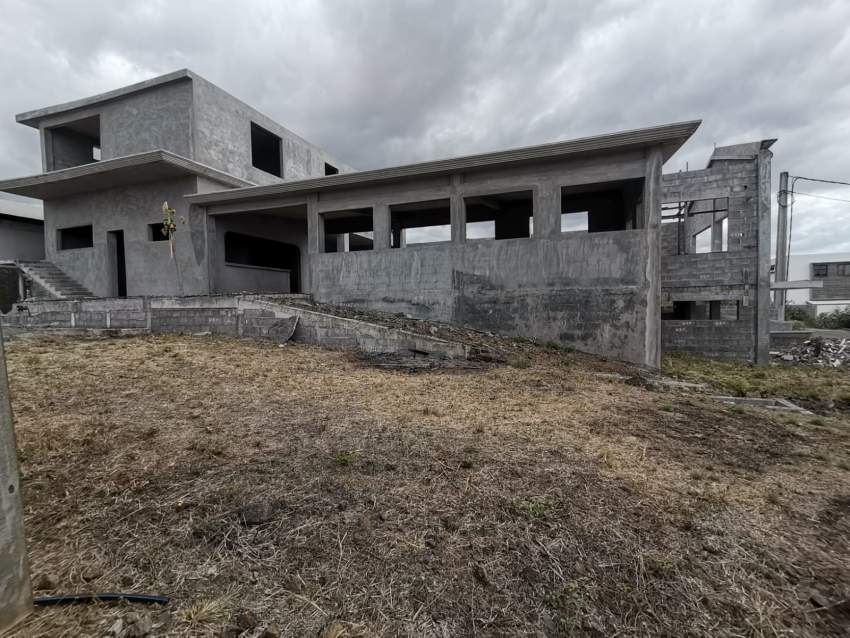 Building and & Land for sale  - 2 - Building  on Aster Vender