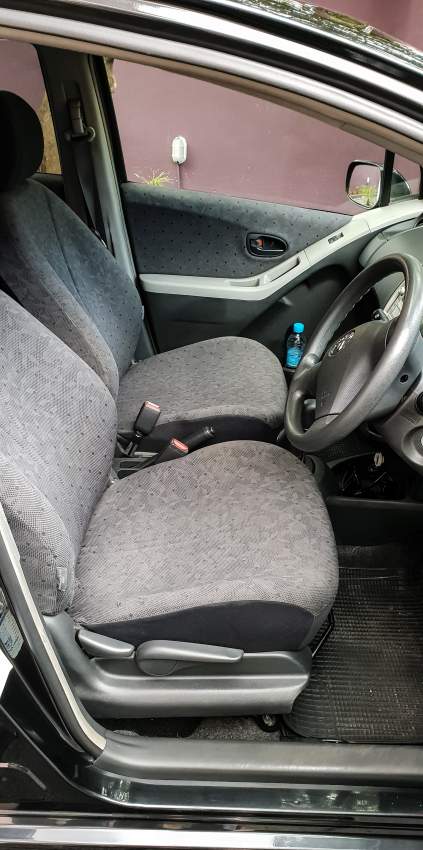 Toyota Vitz Year 2009 Engine 1300cc - 4 - Compact cars  on Aster Vender