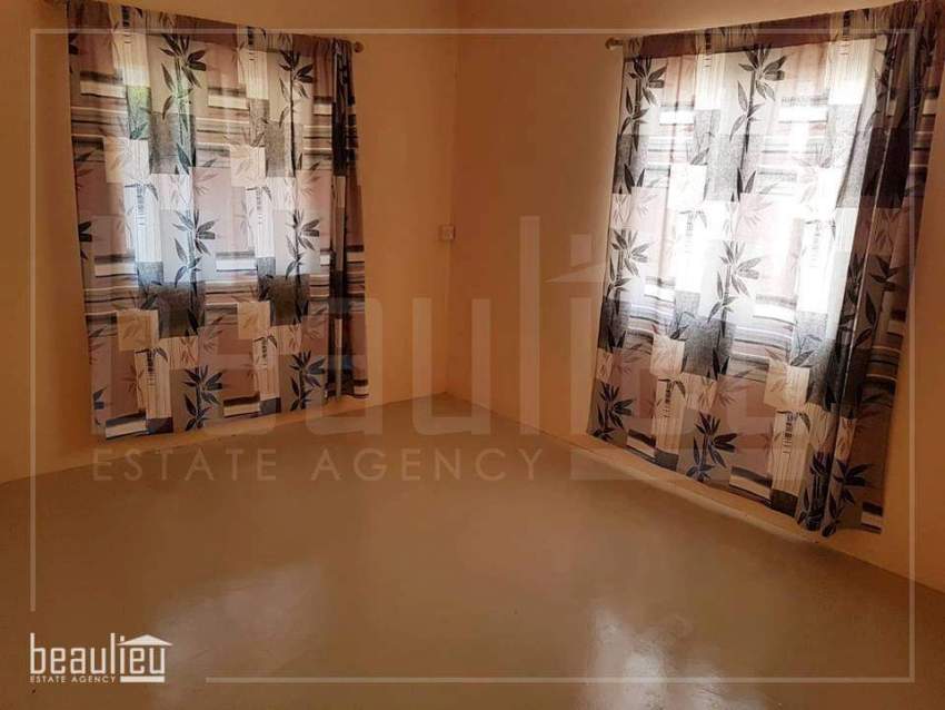 Unfurnished house for long term RENT in Calodyne, Grand Gaube. - 3 - House  on Aster Vender