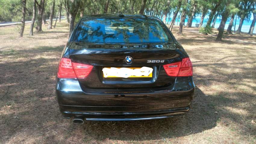 BMW 320D - 1 - Family Cars  on Aster Vender