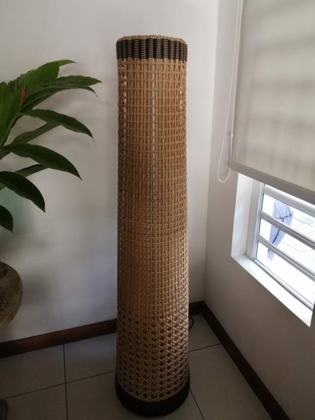 Lampe sur pied / Standing Lamp - 0 - Interior Decor  on Aster Vender