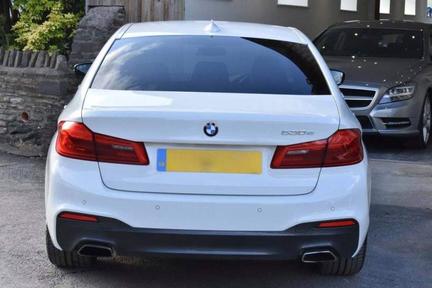 BMW 530e for sale - 1 - Luxury Cars  on Aster Vender