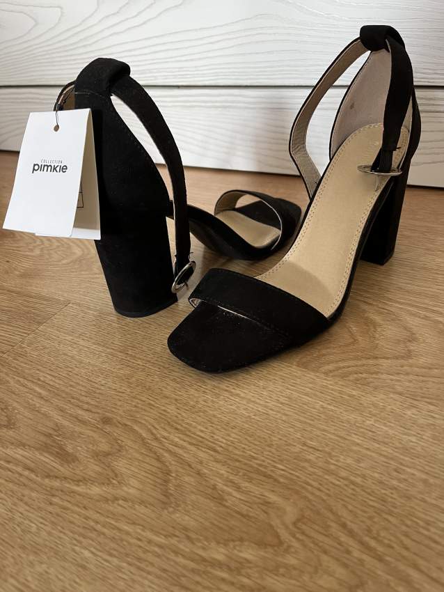 Pimkie Black sandals heels - 0 - Sandals  on Aster Vender