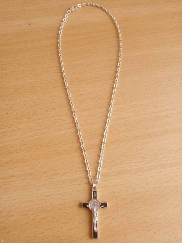 Chaine croix jesus - 0 - Others  on Aster Vender