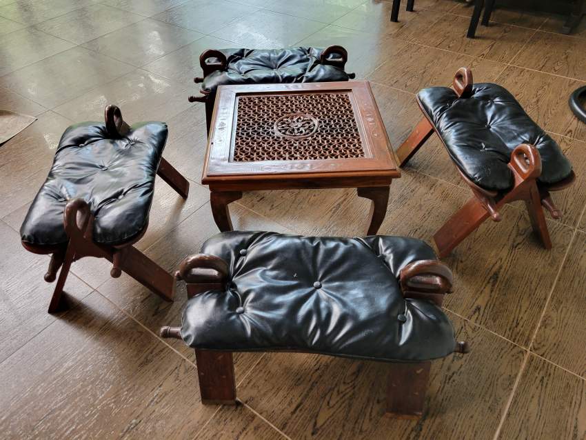 Table basse et tabourets en bois de rose  - Living room sets on Aster Vender