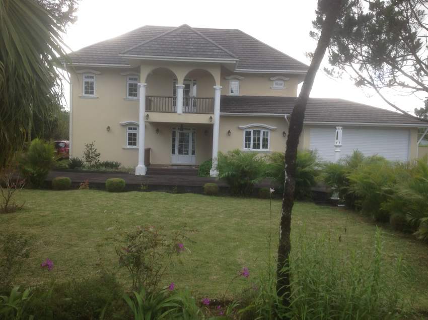 Unique four bedroomed house/36 perches/ready to occupy/Furnished - 1 - House  on Aster Vender