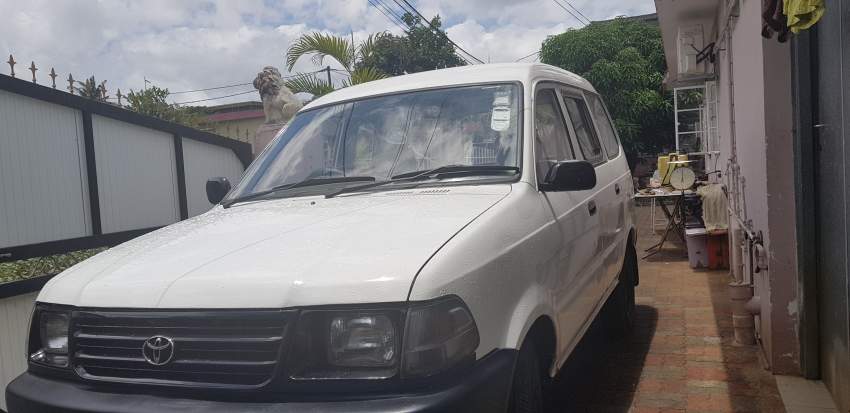 Toyota Condor  2001 - 0 - Cargo Van (Delivery Van)  on Aster Vender