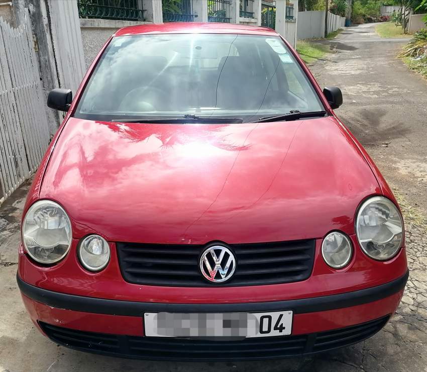 Volkswagen Polo 2004 - 0 - Compact cars  on Aster Vender