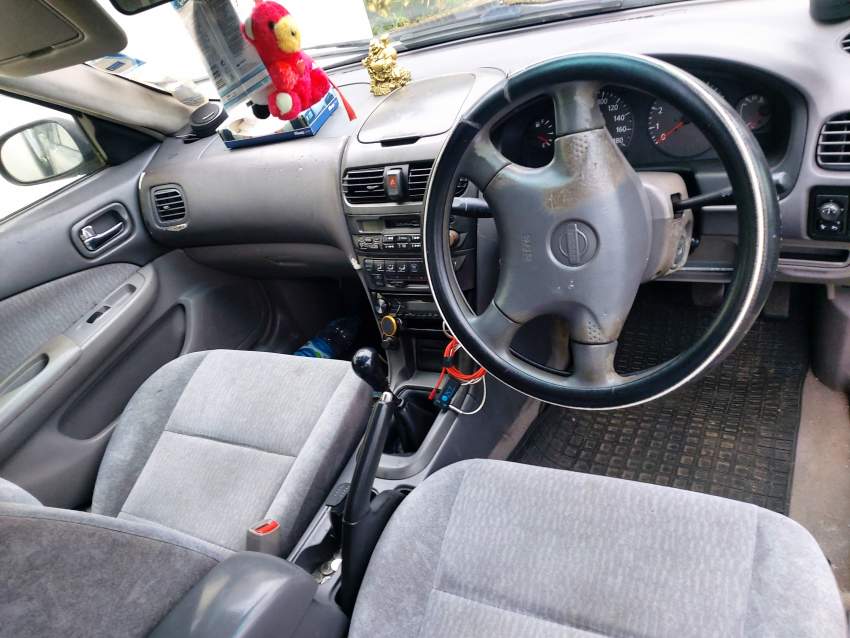 Nissan l'année 98 - 2 - Family Cars  on Aster Vender