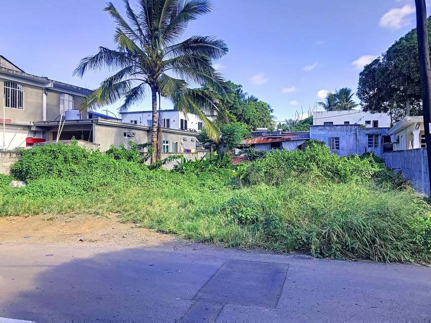 (Ref. MA7-667) Terrain résidentiel proche de la plage - 6 - Land  on Aster Vender