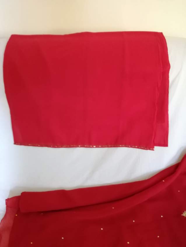 Churidar ( Wedding Clothes) Tops, Robes de soirée, Robes et Jupes - 3 - Wedding clothes  on Aster Vender