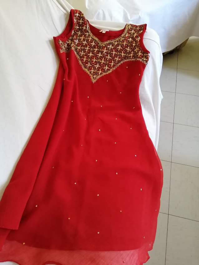 Churidar ( Wedding Clothes) Tops, Robes de soirée, Robes et Jupes - 2 - Wedding clothes  on Aster Vender