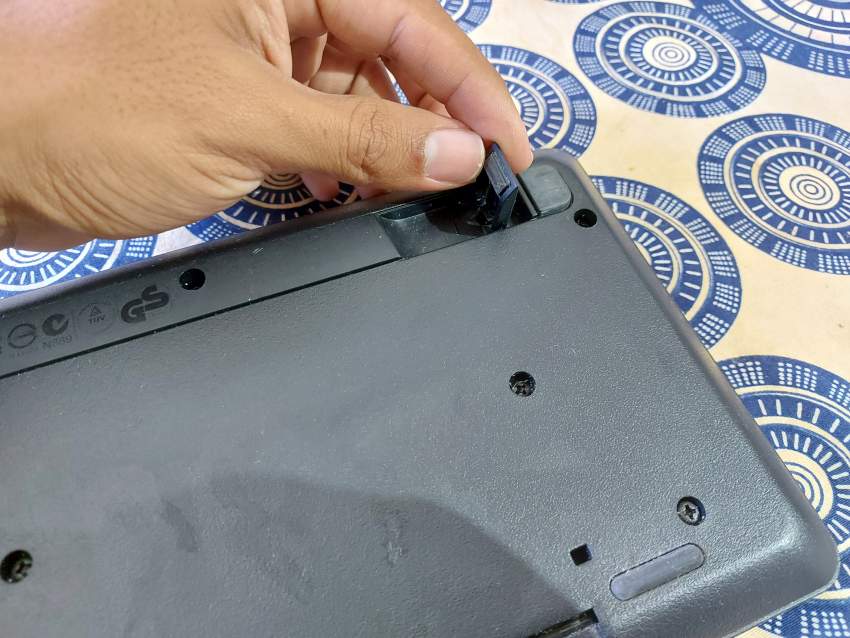 KEYBOARD - DELL - 5 - Other PC Components  on Aster Vender