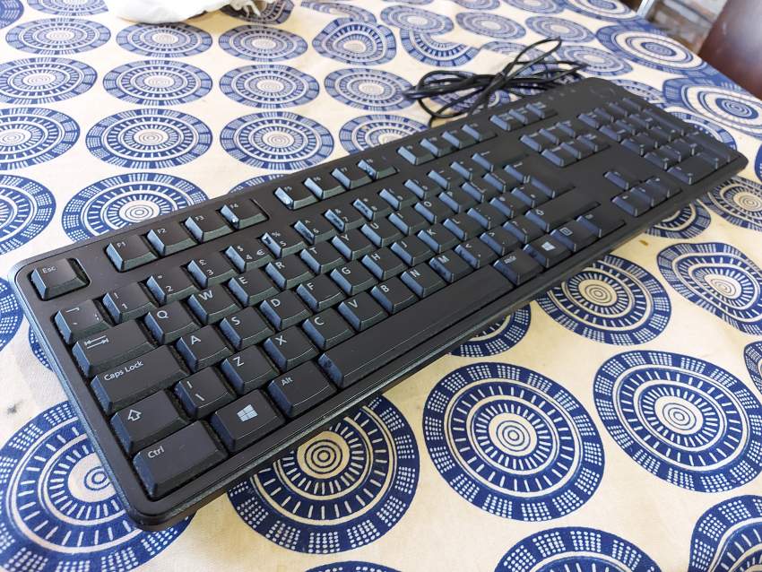 KEYBOARD - DELL - 2 - Other PC Components  on Aster Vender
