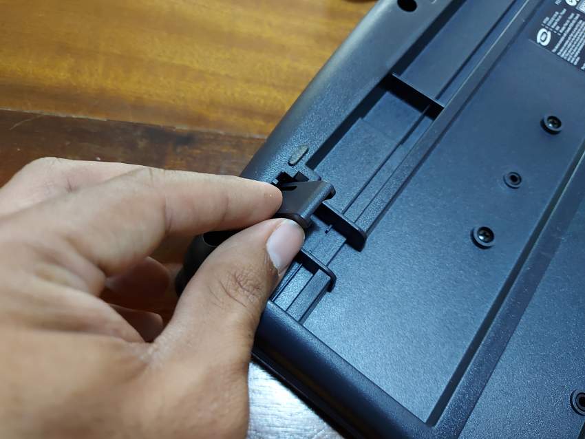 KEYBOARD - DELL - 5 - Other PC Components  on Aster Vender