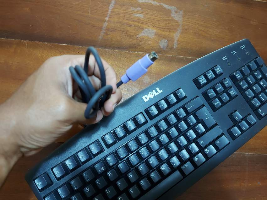 KEYBOARD - DELL - 2 - Other PC Components  on Aster Vender