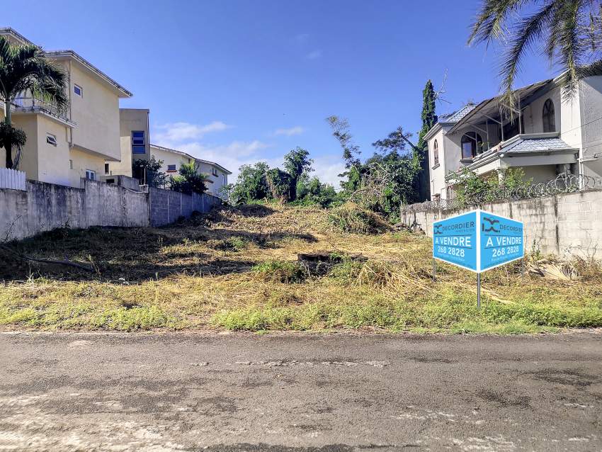(Ref. MA7-678) Terrain résidentiel viabilisé dans un environnement cal - 1 - Land  on Aster Vender