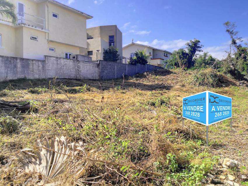 (Ref. MA7-678) Terrain résidentiel viabilisé dans un environnement cal - 0 - Land  on Aster Vender