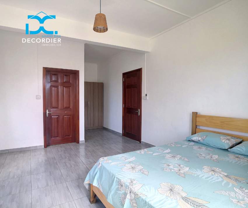 (Ref. MA7-684) Grande maison moderne avec piscine et jardin - 6 - House  on Aster Vender