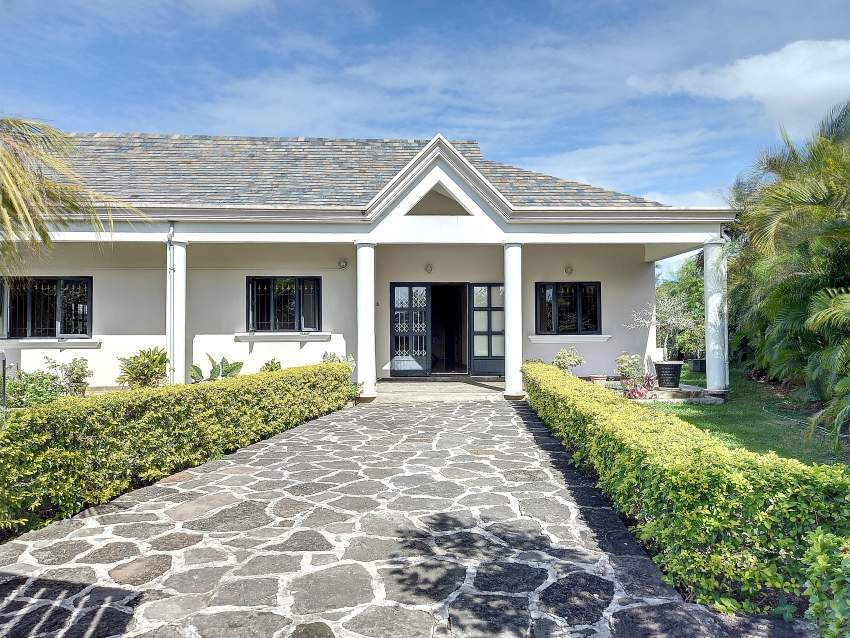 (Ref. MA7-685) Maison de style colonial - 0 - House  on Aster Vender