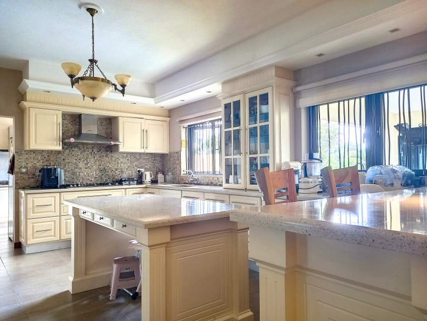 (Ref. MA7-699) Grande maison moderne avec piscine et jardin - 5 - House  on Aster Vender