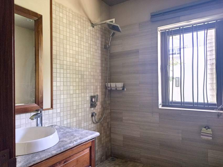 (Ref. MA7-699) Grande maison moderne avec piscine et jardin - 7 - House  on Aster Vender