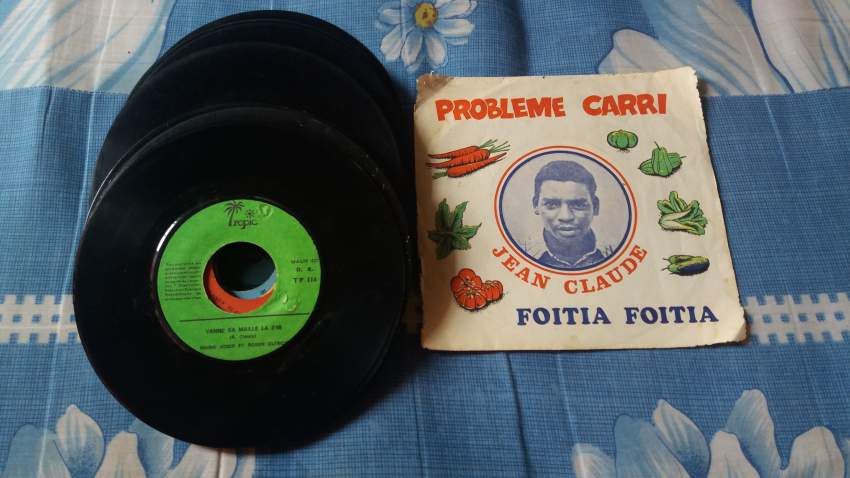 music - sega 45 tour of 1970 - 0 - Souvenirs  on Aster Vender